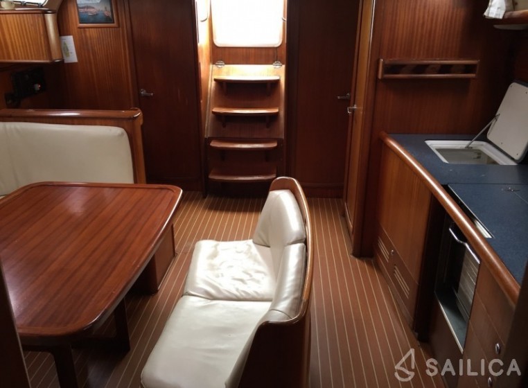 Bavaria 44 - Yacht Charter Sailica