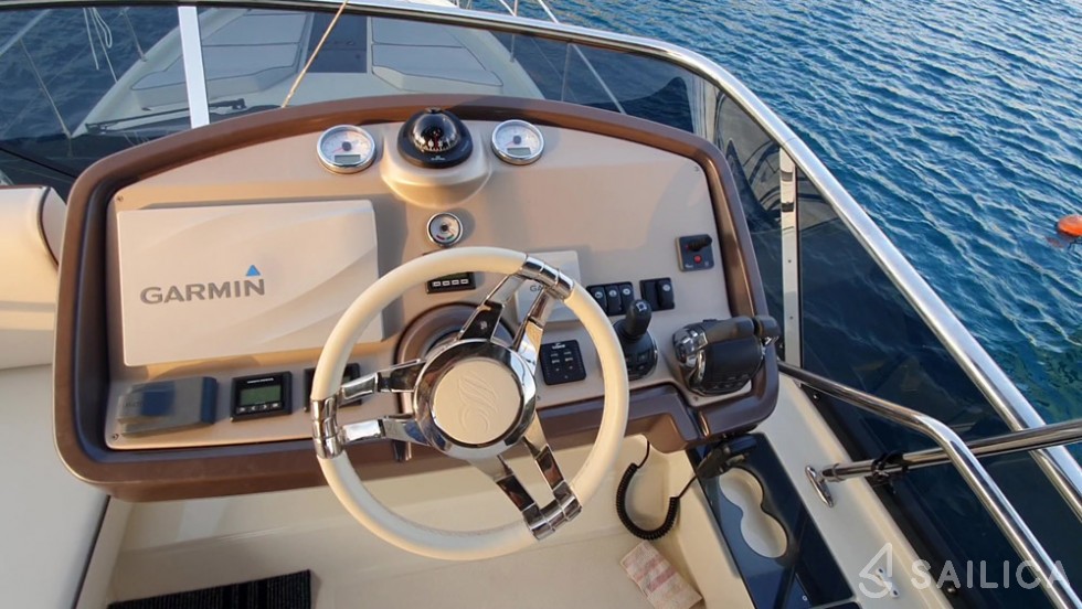 Monte Carlo 5 - Yacht Charter Sailica