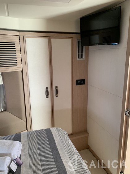 Monte Carlo 5 - Yacht Charter Sailica