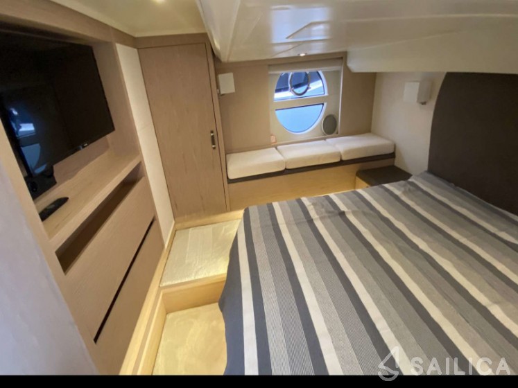 Monte Carlo 5 - Yacht Charter Sailica