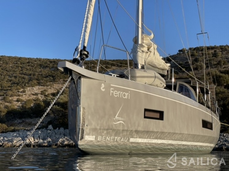 Oceanis 40.1 - Yacht Charter Sailica