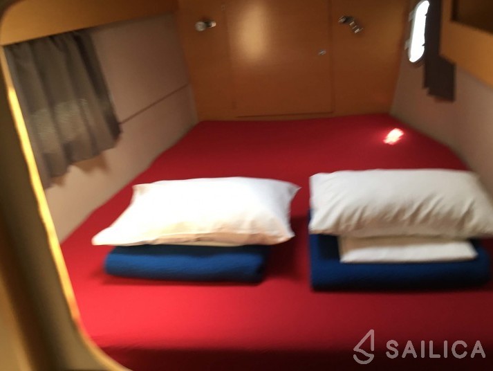 Lipari 41 - Yacht Charter Sailica