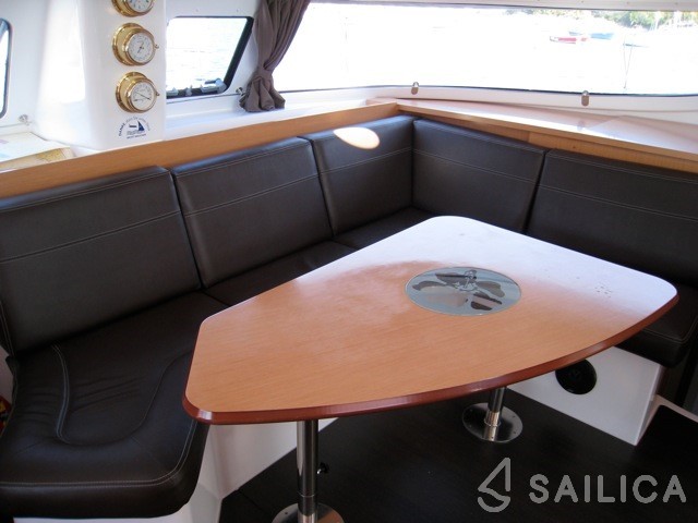 Lipari 41 - Yacht Charter Sailica