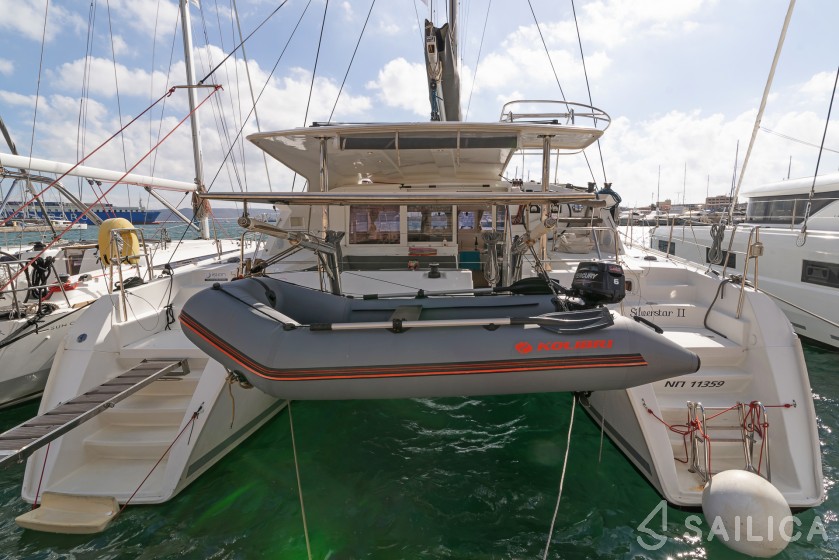 Lagoon 421 - Yacht Charter Sailica