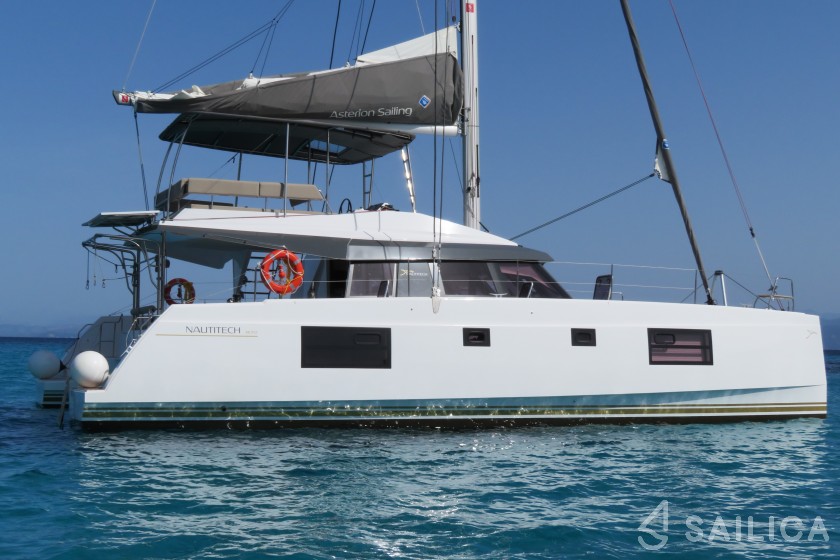 Nautitech 46 Fly - Yacht Charter Sailica