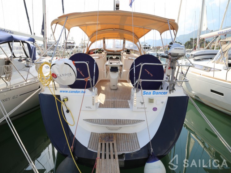 Sun Odyssey 49DS - Yacht Charter Sailica