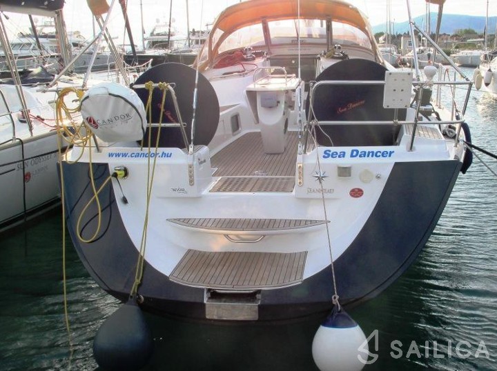 Sun Odyssey 49DS - Yacht Charter Sailica