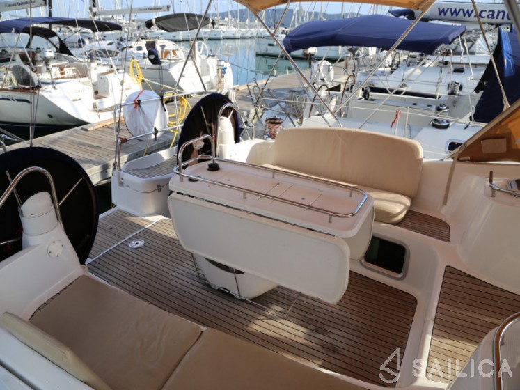 Sun Odyssey 49DS - Yacht Charter Sailica