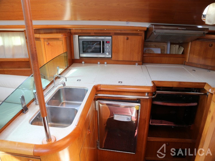 Sun Odyssey 49DS - Yacht Charter Sailica