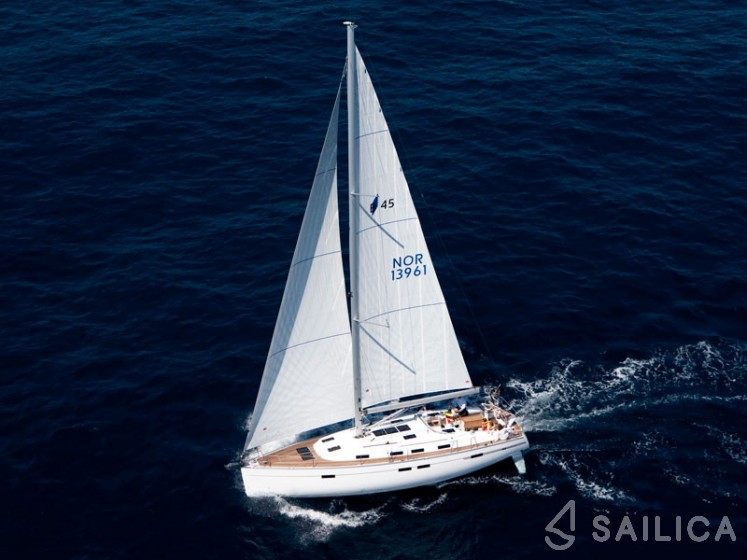Bavaria Cruiser 45 - Yacht Charter Sailica