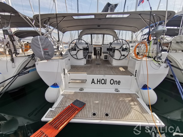 Bavaria C45 Holiday - Yacht Charter Sailica