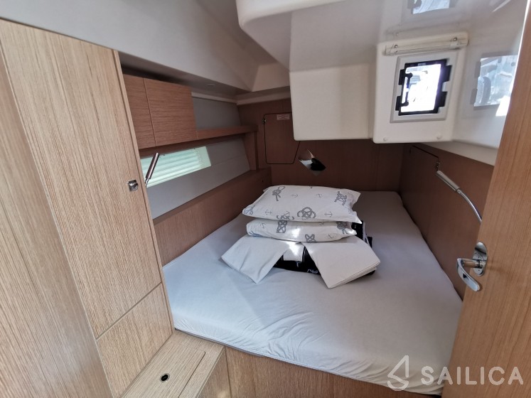 Bavaria C45 Holiday - Yacht Charter Sailica