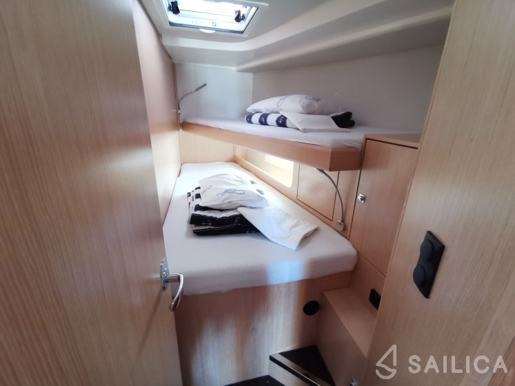 Bavaria C45 Holiday - Yacht Charter Sailica
