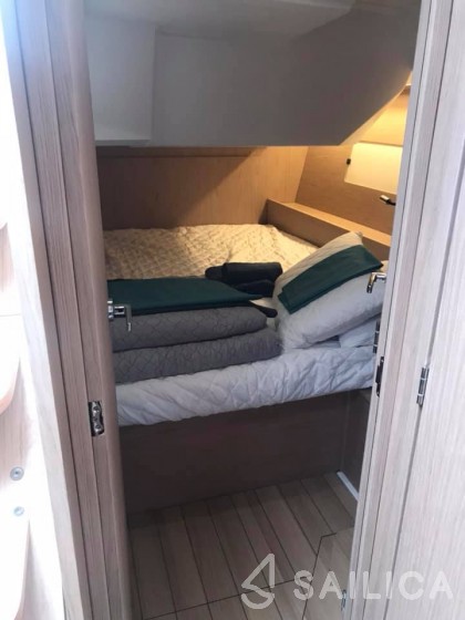 Oceanis 46.1 - Yacht Charter Sailica