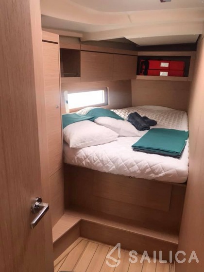 Oceanis 46.1 - Yacht Charter Sailica