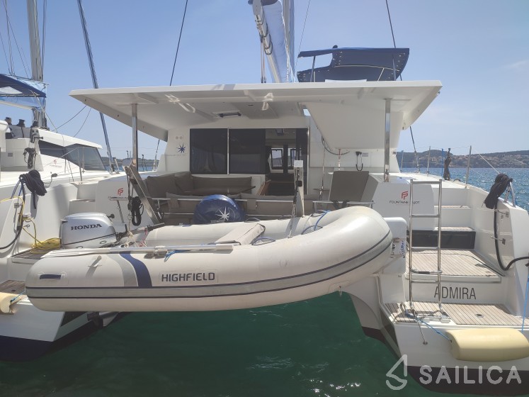 Lucia 40 - Yacht Charter Sailica