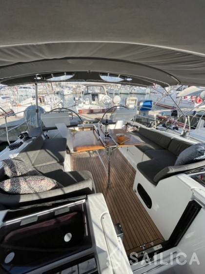 Hanse 455 - Yacht Charter Sailica