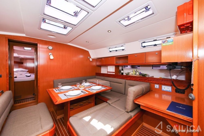 Bavaria 45 Cruiser - Yacht Charter Sailica