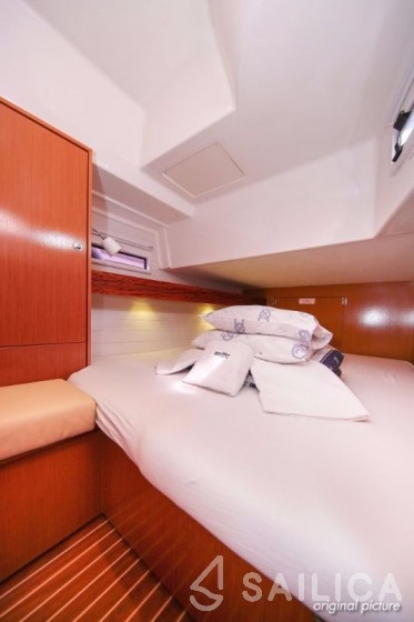 Bavaria 45 Cruiser - Yacht Charter Sailica