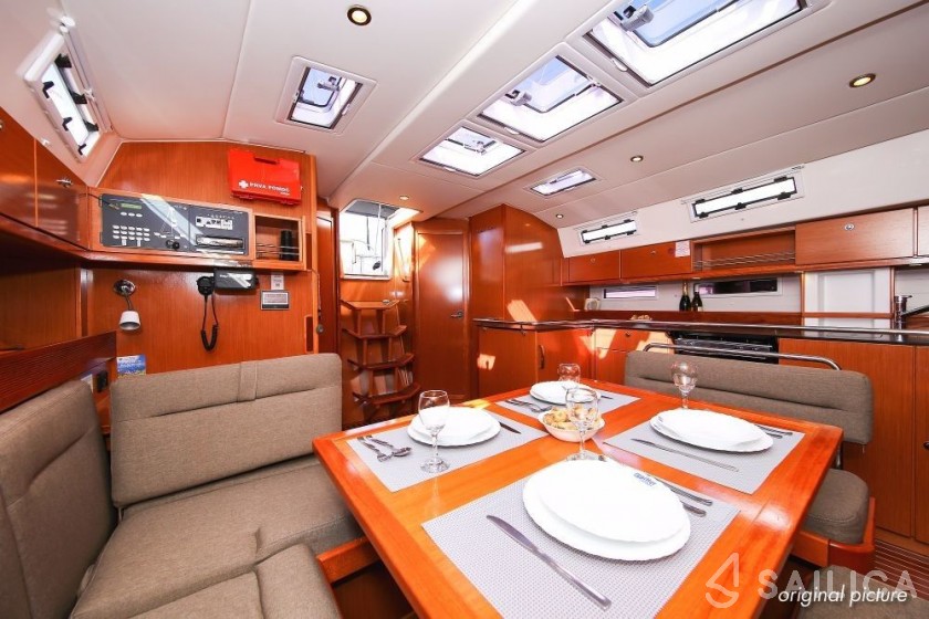Bavaria 45 Cruiser - Yacht Charter Sailica