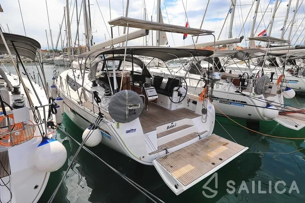 Bavaria 46 Cruiser - Yacht Charter Sailica