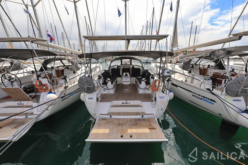 Bavaria 46 Cruiser - Yacht Charter Sailica
