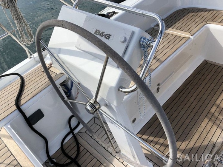 Hanse 455 - Yacht Charter Sailica