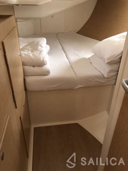 Hanse 455 - Yacht Charter Sailica