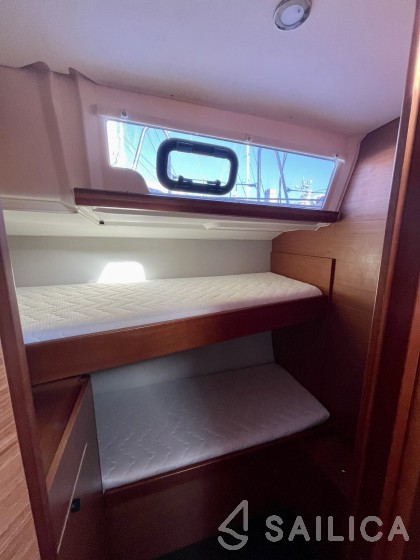 Dufour 460 GL - Yacht Charter Sailica
