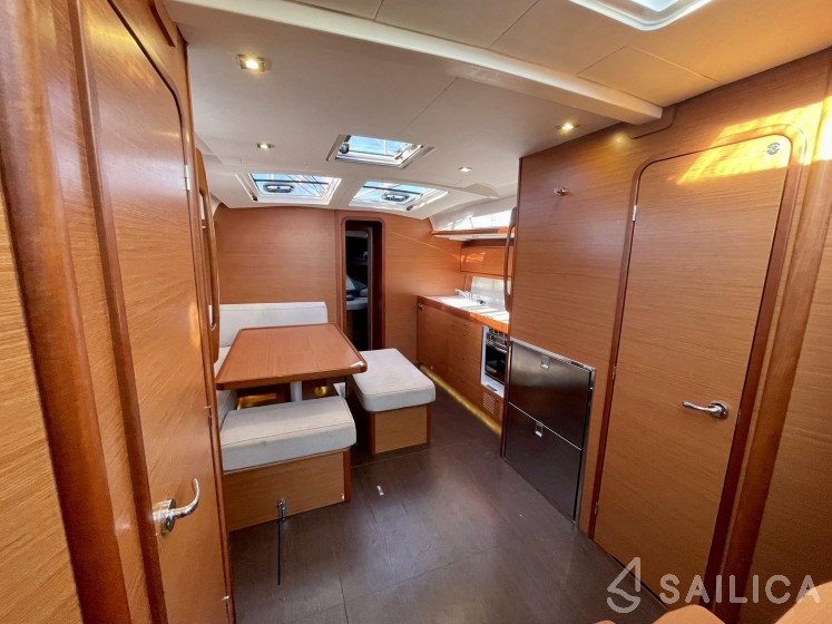 Dufour 460 GL - Yacht Charter Sailica