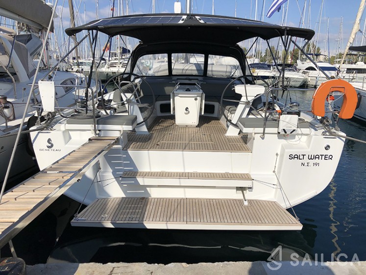 Oceanis 51.1 - Yacht Charter Sailica