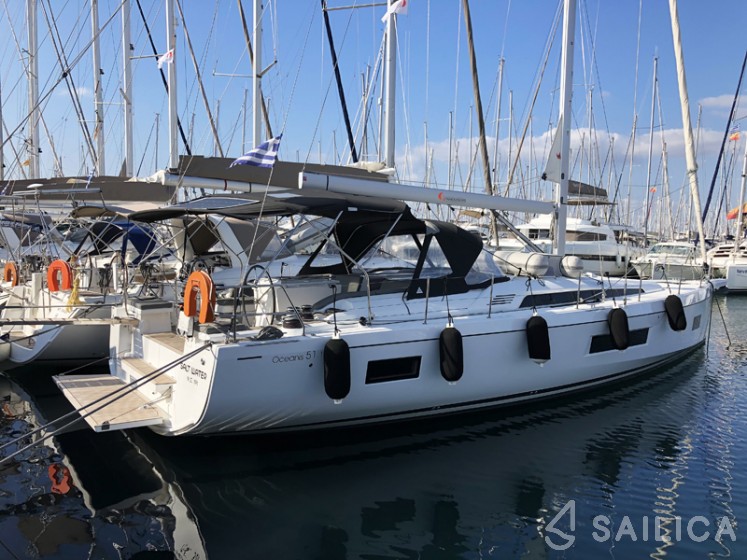 Oceanis 51.1 - Yacht Charter Sailica
