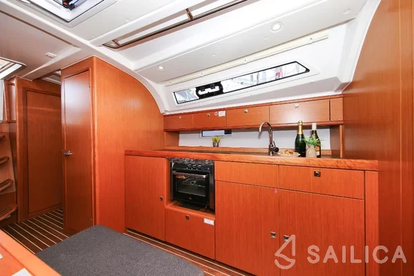 Bavaria Cruiser 41S - Yacht Charter Sailica