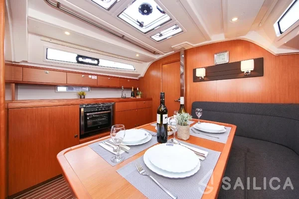 Bavaria Cruiser 41S - Yacht Charter Sailica