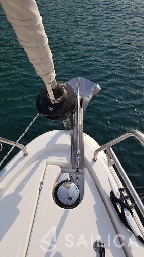 Bavaria C42 - Yacht Charter Sailica