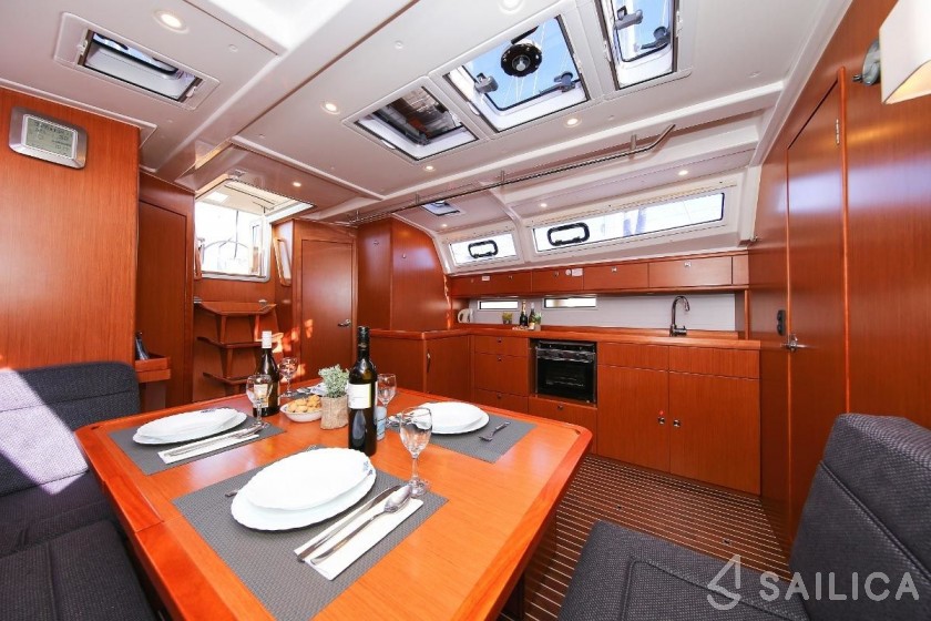 Bavaria 46 Cruiser - Yacht Charter Sailica