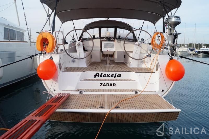Bavaria 46 Cruiser - Yacht Charter Sailica