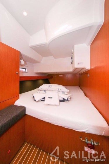 Bavaria 46 Cruiser - Yacht Charter Sailica