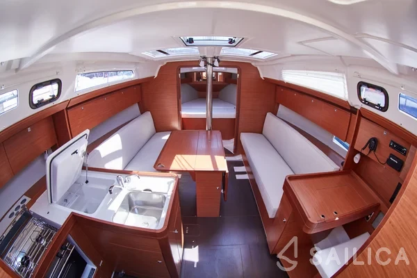 Dufour 360 GL - Yacht Charter Sailica