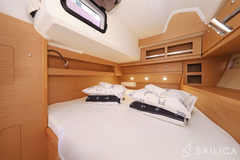 Dufour 56 Exclusive - Yacht Charter Sailica