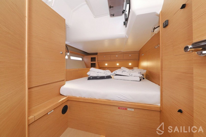Dufour 56 Exclusive - Yacht Charter Sailica