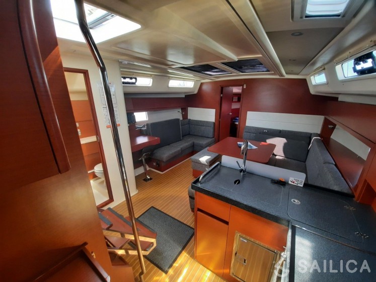 Hanse 458 - Yacht Charter Sailica