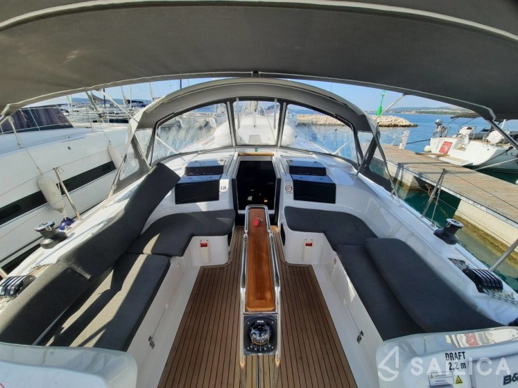 Hanse 458 - Yacht Charter Sailica
