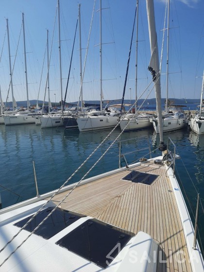 Hanse 458 - Yacht Charter Sailica