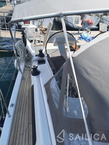 Hanse 458 - Yacht Charter Sailica