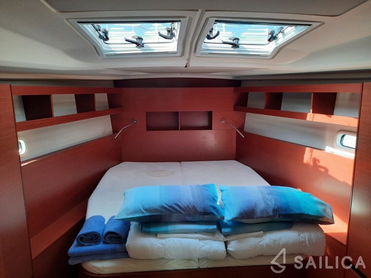 Hanse 458 - Yacht Charter Sailica