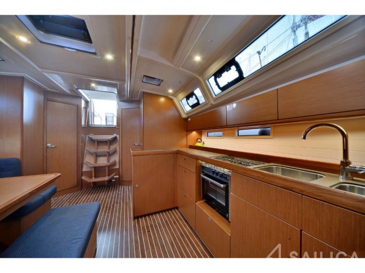 Bavaria 46 Cruiser - Yacht Charter Sailica
