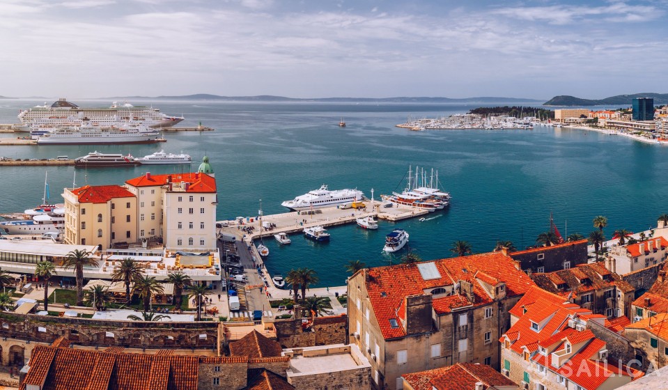Motor Sailer 158 - Yacht Charter Sailica