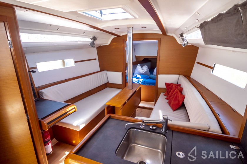 Sun Odyssey 349 - Yacht Charter Sailica