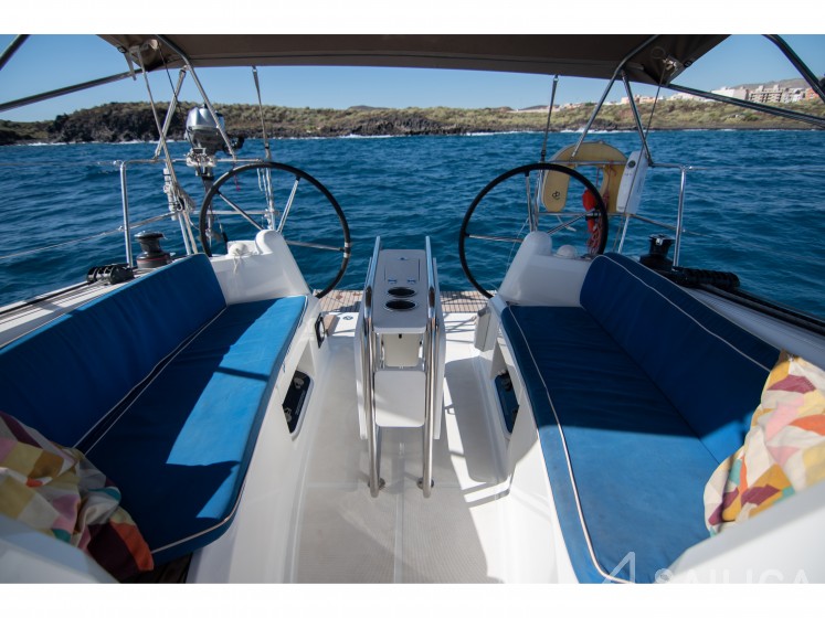 Sun Odyssey 349 - Yacht Charter Sailica